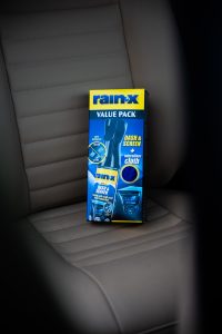 Value pack dash and screen on a leather seat